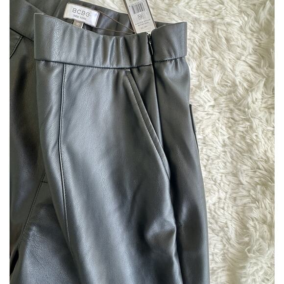BCBG NEW YORK Faux-Leather Cropped Pants Women's Black Slash Pockets Size 10 - Picture 13 of 14